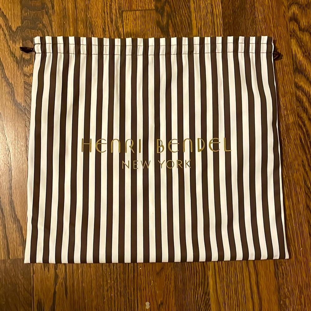 Henri Bendel medium dust bag
